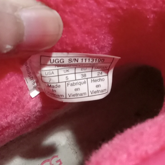 😍😍womens ugg size 7😍😍 - Picture 4 of 8